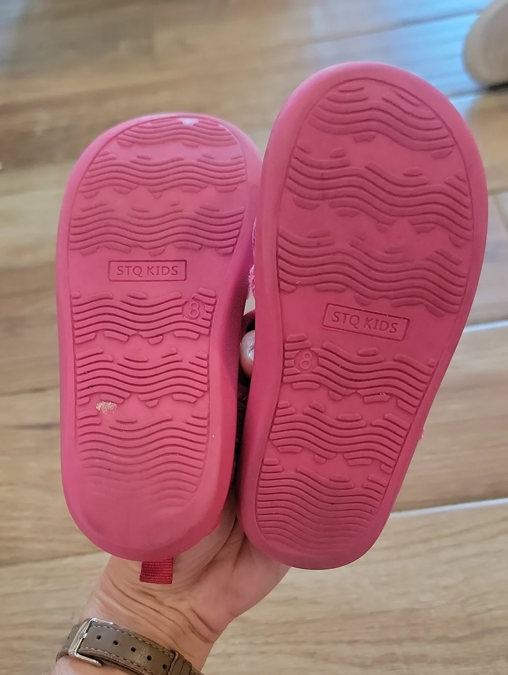 Girls Water Shoes Size 8